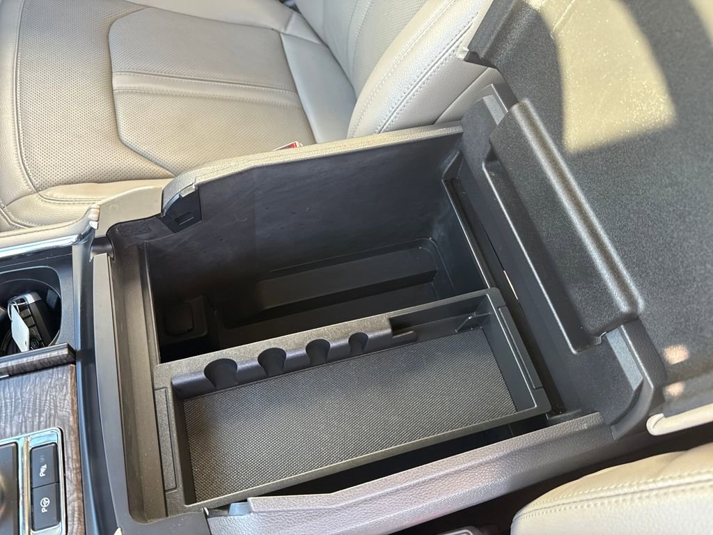 Used 2021 Ford Expedition Limited image 25