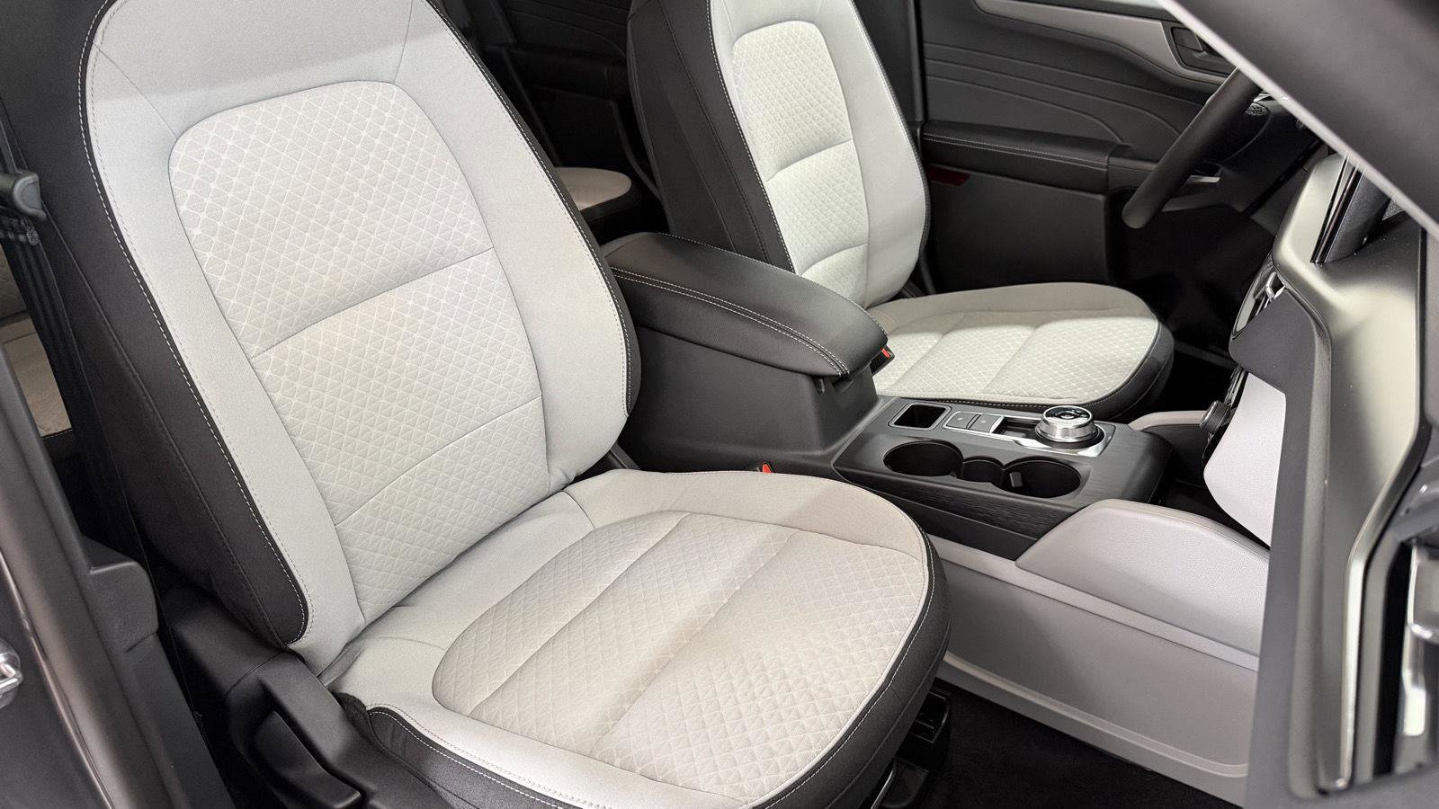 New 2026 Ford Escape Active image 22