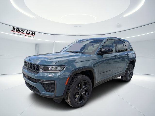 New 2026 Jeep Grand Cherokee Limited w/ Limited Altitude Package RWD image 7