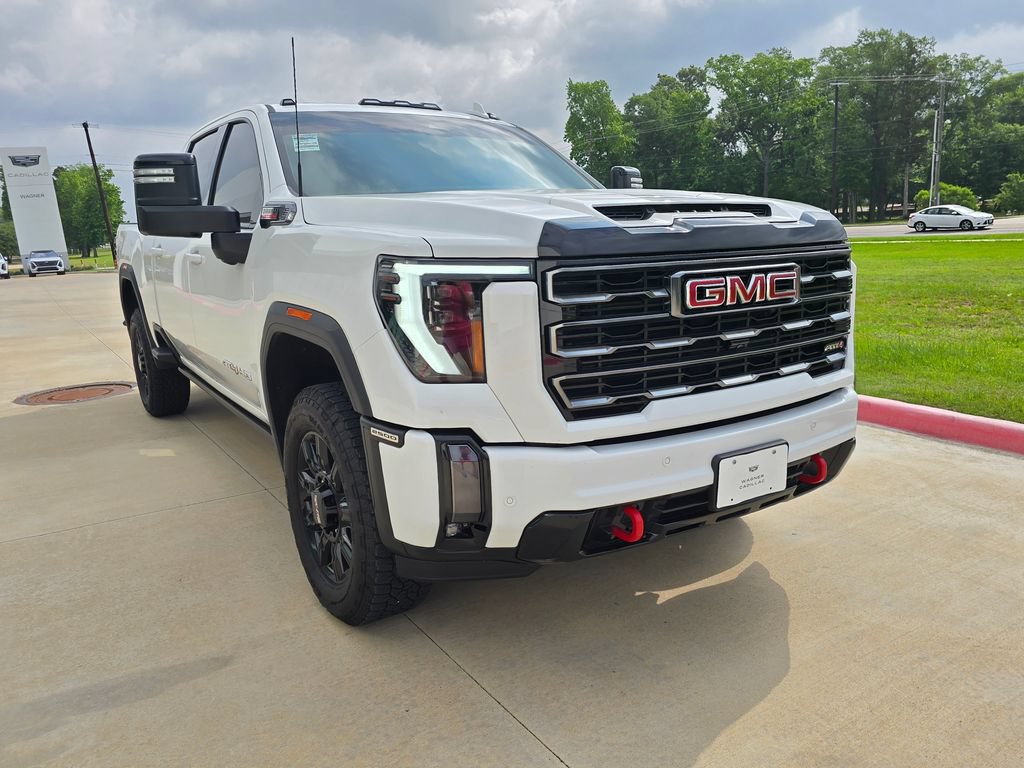 Used 2024 GMC Sierra 2500 AT4 w/ AT4 Premium Plus Package AWD/4WD image 8