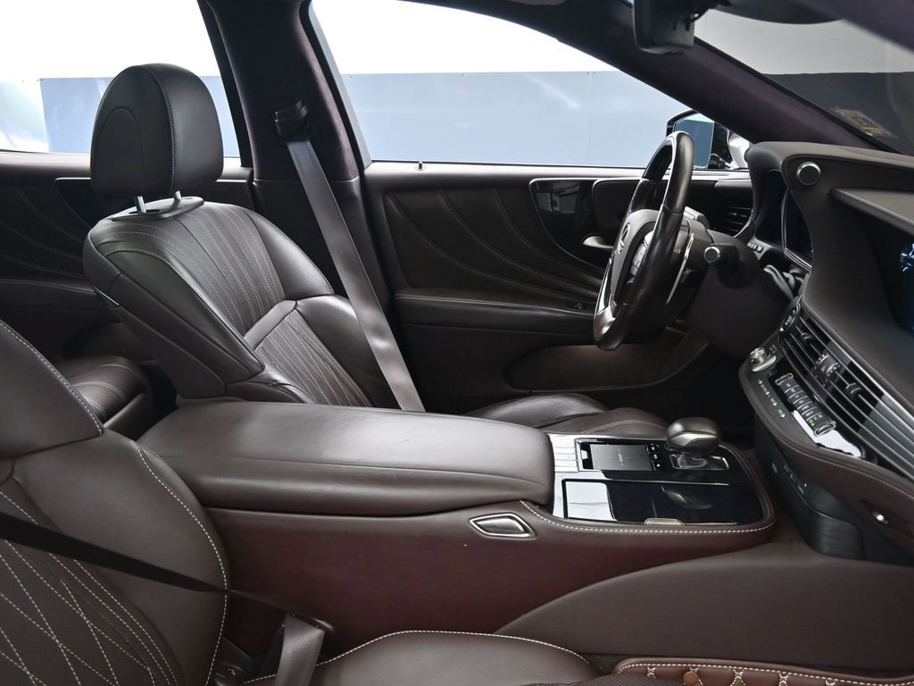 Used 2020 Lexus LS 500 AWD w/ Luxury Package image 12