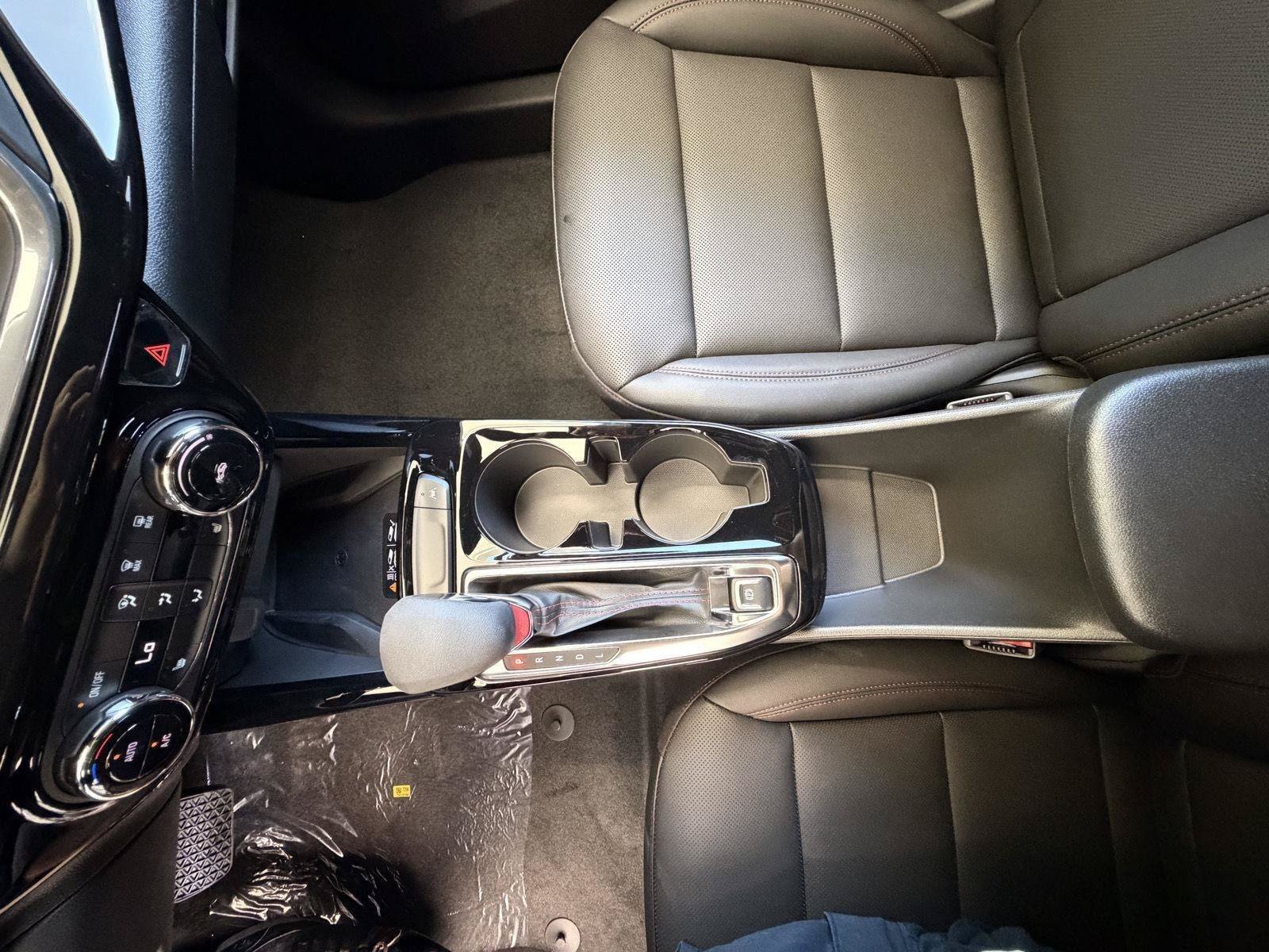 New 2026 Chevrolet Trax RS w/ Sunroof Package FWD image 19