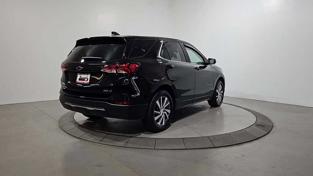 Used 2023 Chevrolet Equinox LT AWD/4WD image 5