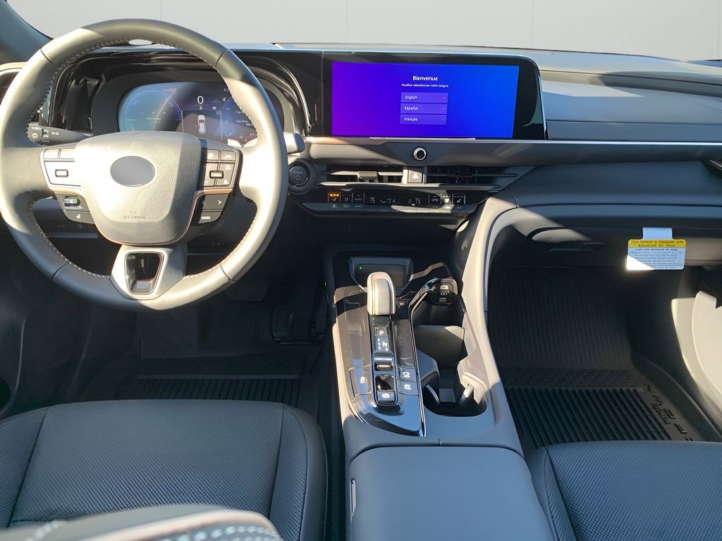 New 2025 Toyota Crown Signia image 15