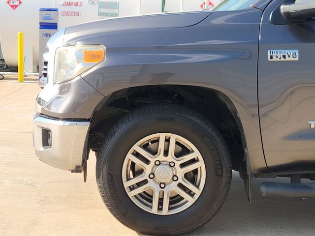 Used 2016 Toyota Tundra SR5 w/ SR5 Upgrade Package RWD image 8