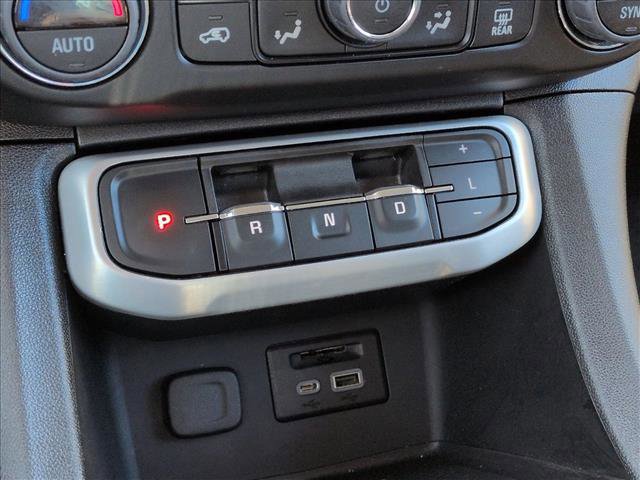 Used 2023 GMC Acadia SLT image 12