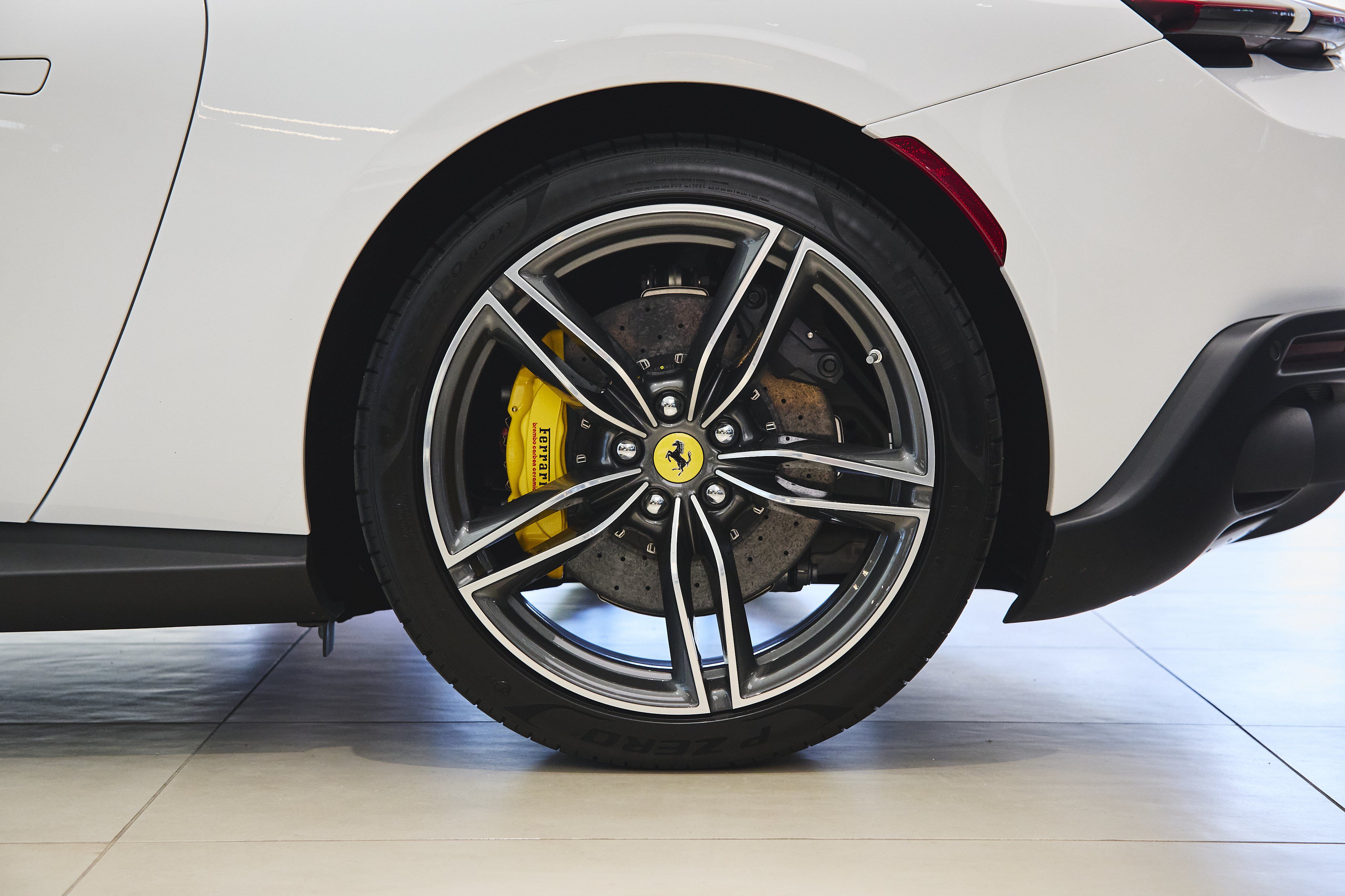 Used 2024 Ferrari Roma Spider RWD image 53