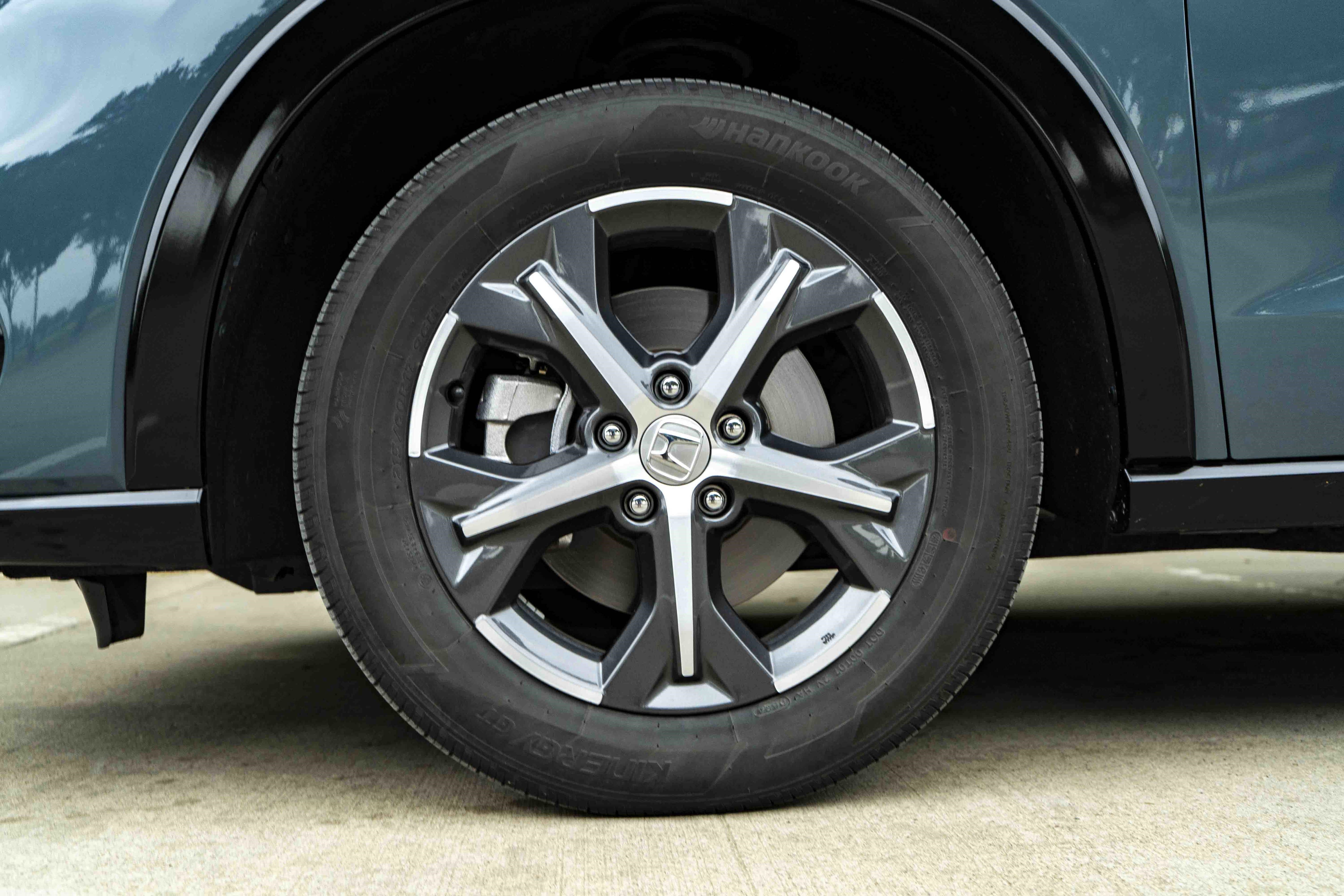 Used 2024 Honda HR-V EX-L image 14