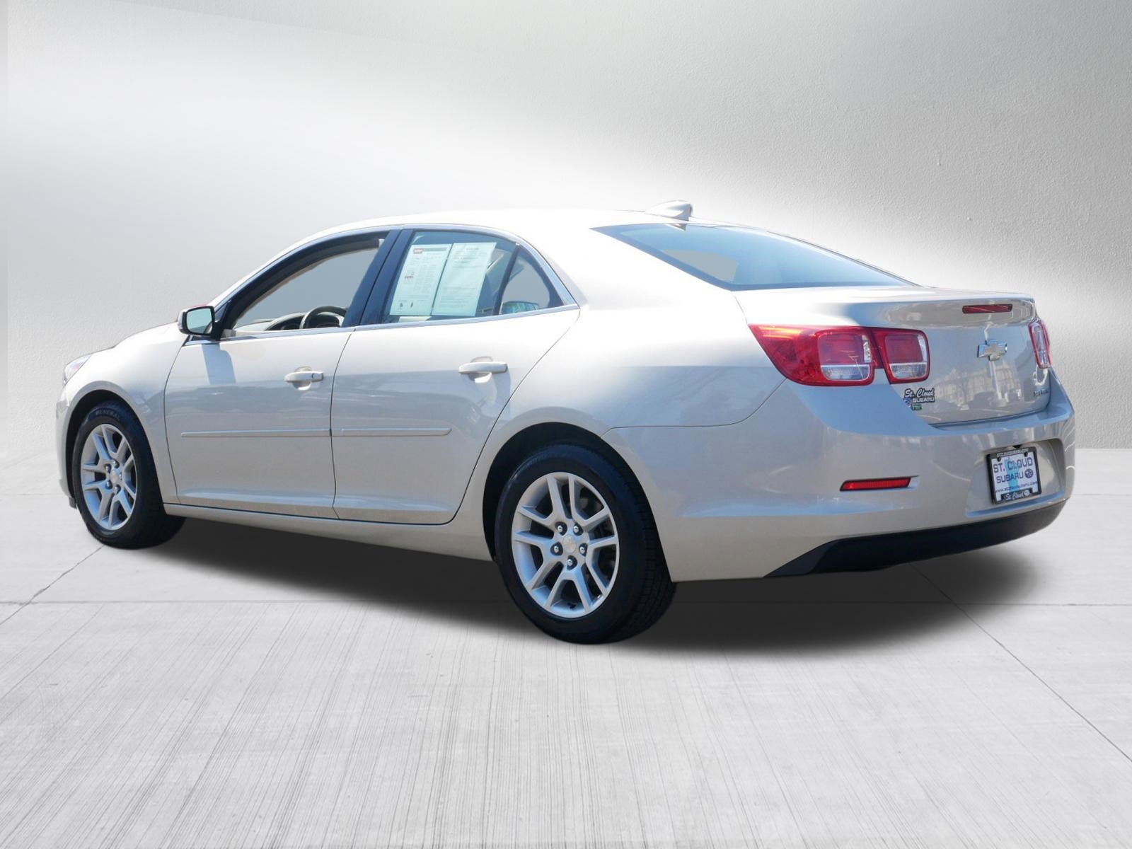 Used 2015 Chevrolet Malibu LT w/ Power Convenience Package FWD image 5