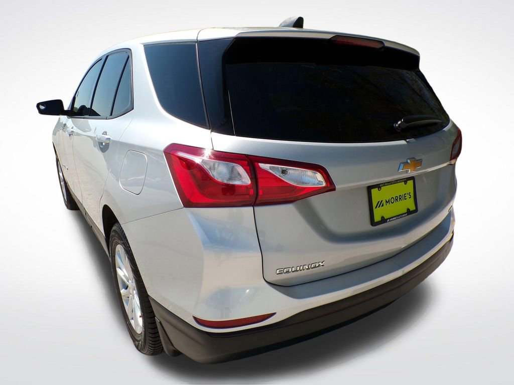 Used 2019 Chevrolet Equinox LS w/ LS Convenience Package AWD/4WD image 4