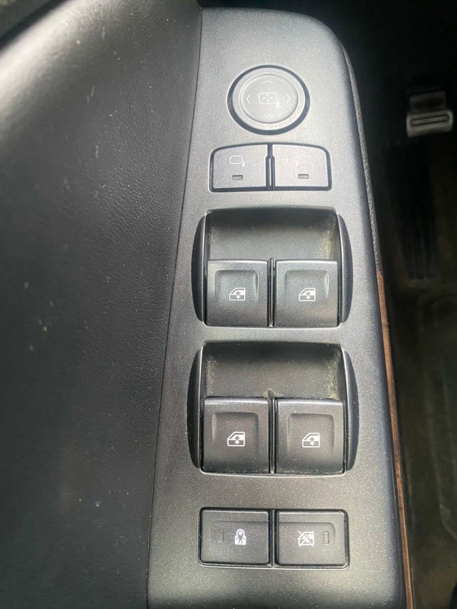 Used 2016 Chevrolet Tahoe LT image 13