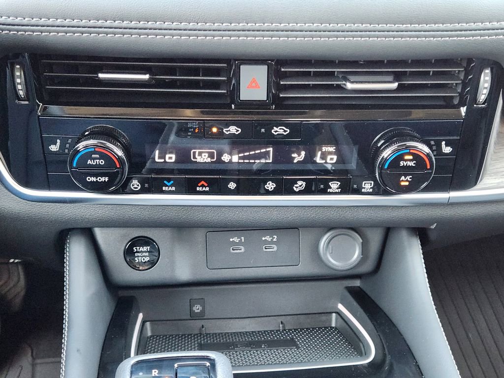 New 2026 Nissan Rogue Platinum w/ Platinum Premium Package image 14
