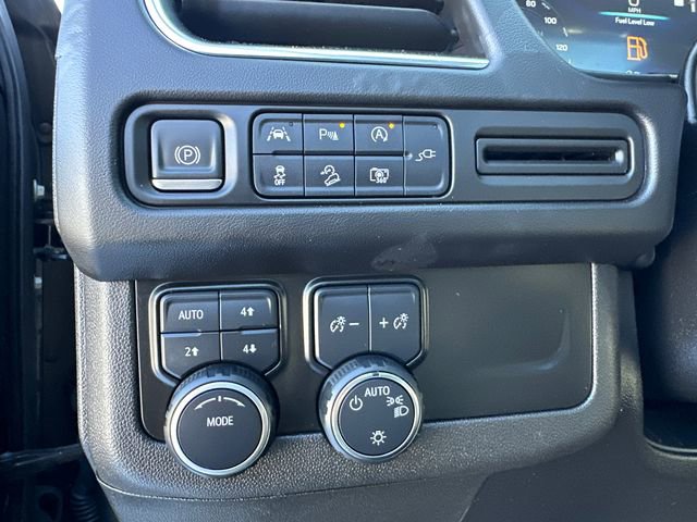 Used 2022 Chevrolet Tahoe Z71 w/ Luxury Package image 29