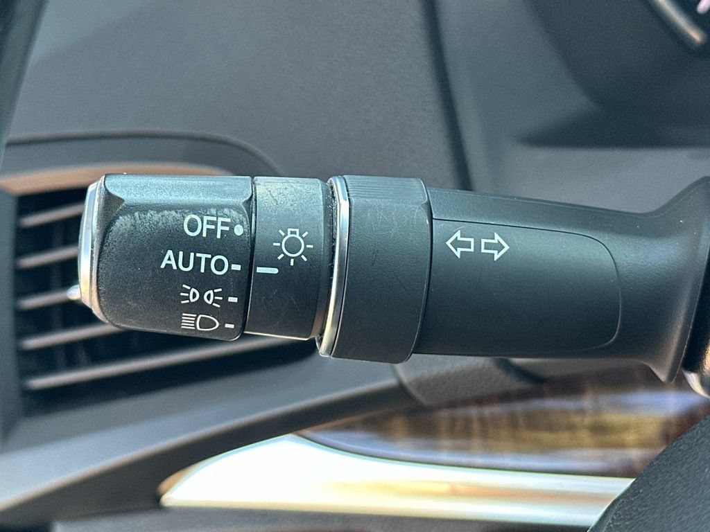 Used 2020 Acura MDX SH-AWD image 27