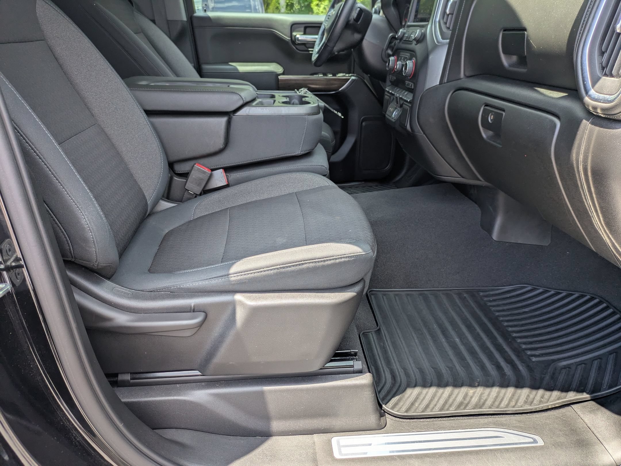 Used 2019 Chevrolet Silverado 1500 LT w/ All-Star Edition AWD/4WD image 35