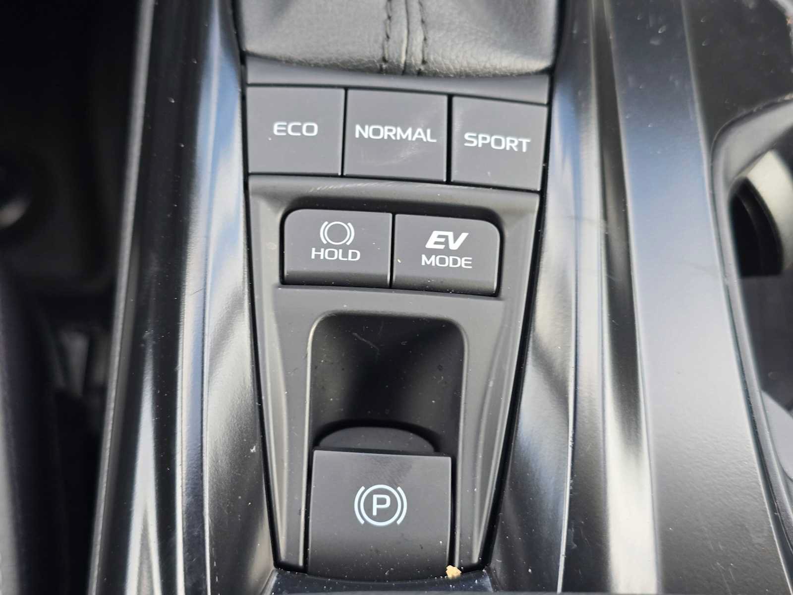 Used 2026 Toyota Camry SE w/ Multimedia Upgrade Package FWD image 30