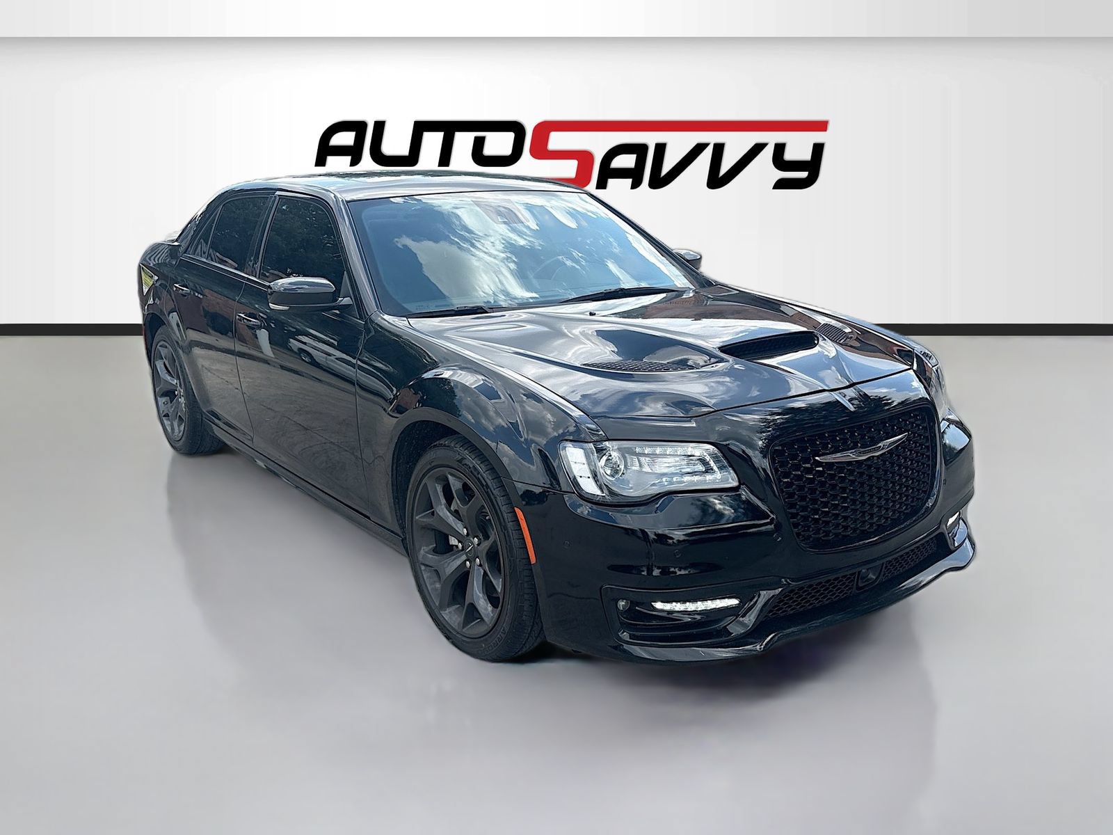 Used 2023 Chrysler 300 S w/ Comfort Group RWD image 1