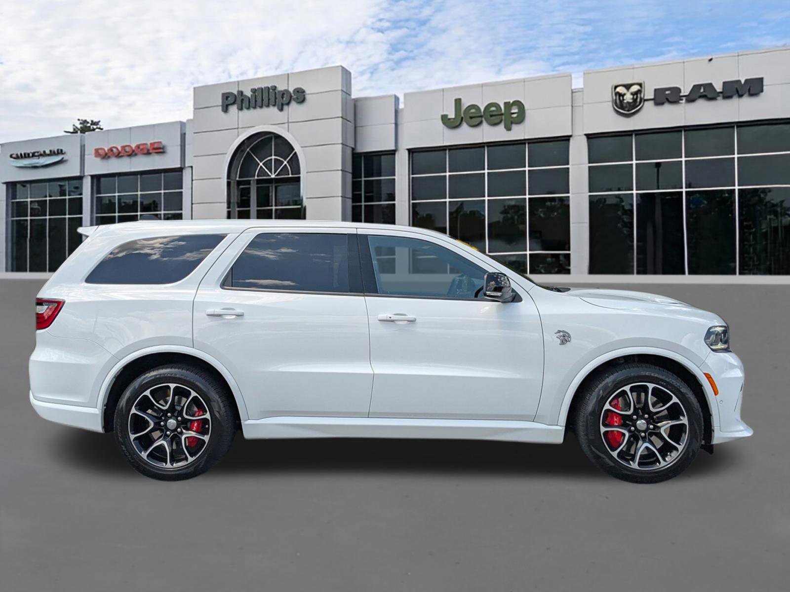 Used 2025 Dodge Durango SRT Hellcat AWD/4WD image 2