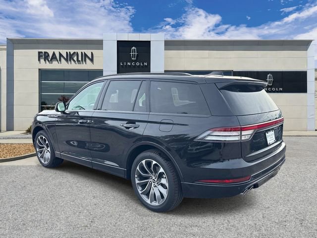 New 2026 Lincoln Aviator AWD w/ Jet Appearance Package image 5