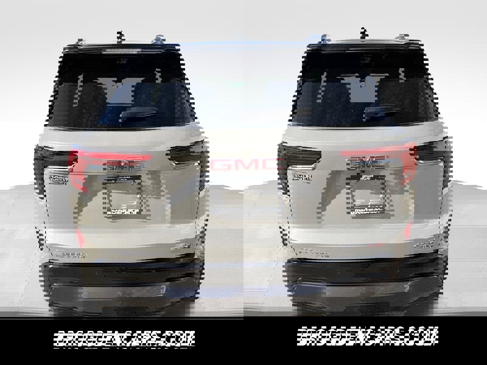 New 2026 GMC Terrain AT4 w/ Technology Package II image 7