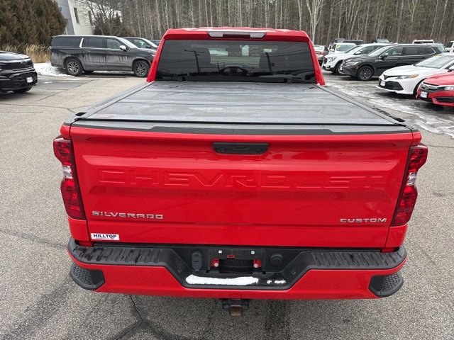 Used 2023 Chevrolet Silverado 1500 Custom image 9