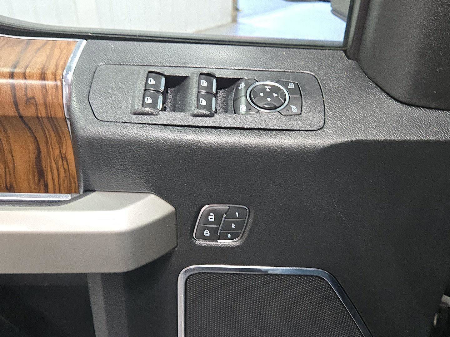 Used 2018 Ford F150 Lariat w/ Equipment Group 502A Luxury image 22