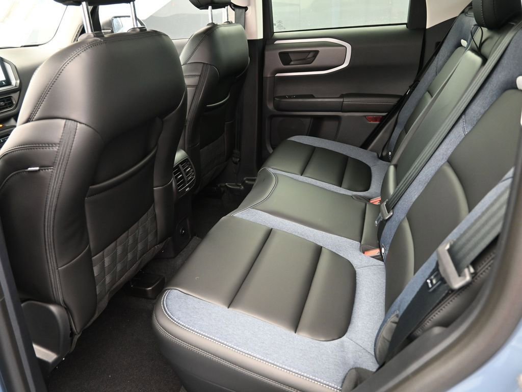 New 2025 Ford Bronco Sport Outer Banks image 16