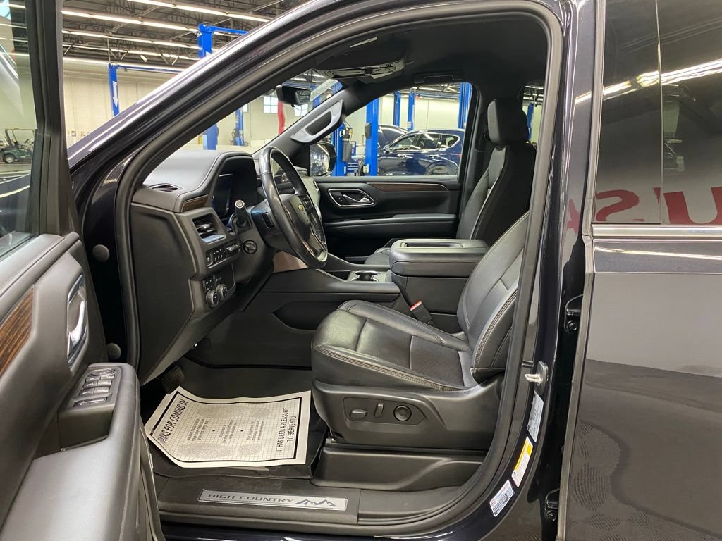 Used 2022 Chevrolet Tahoe High Country AWD/4WD image 26