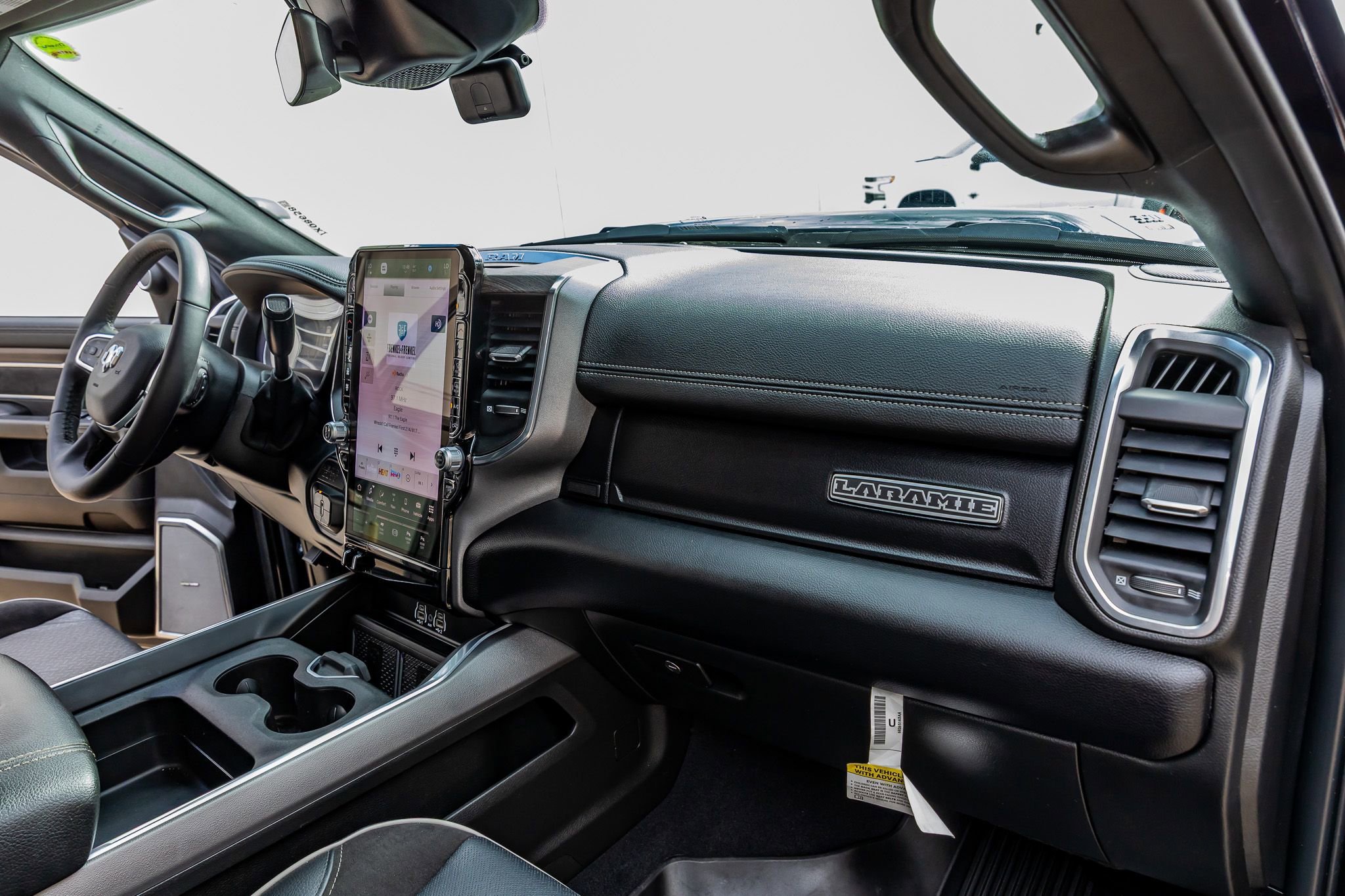 Used 2025 RAM 3500 Laramie image 18