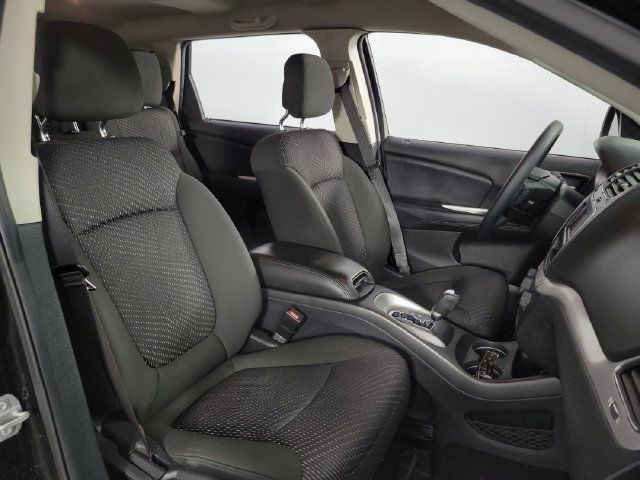 Used 2020 Dodge Journey SE FWD image 15