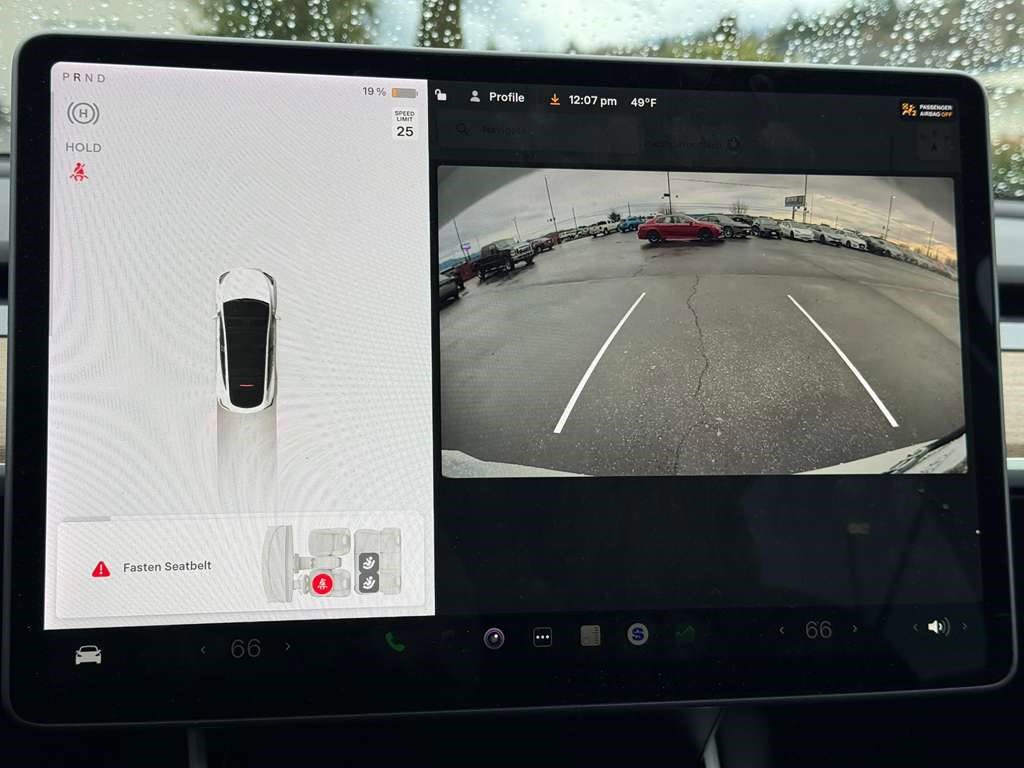 Used 2021 Tesla Model Y Long Range image 25