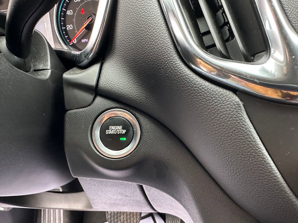 Used 2024 Chevrolet Equinox LT FWD image 22