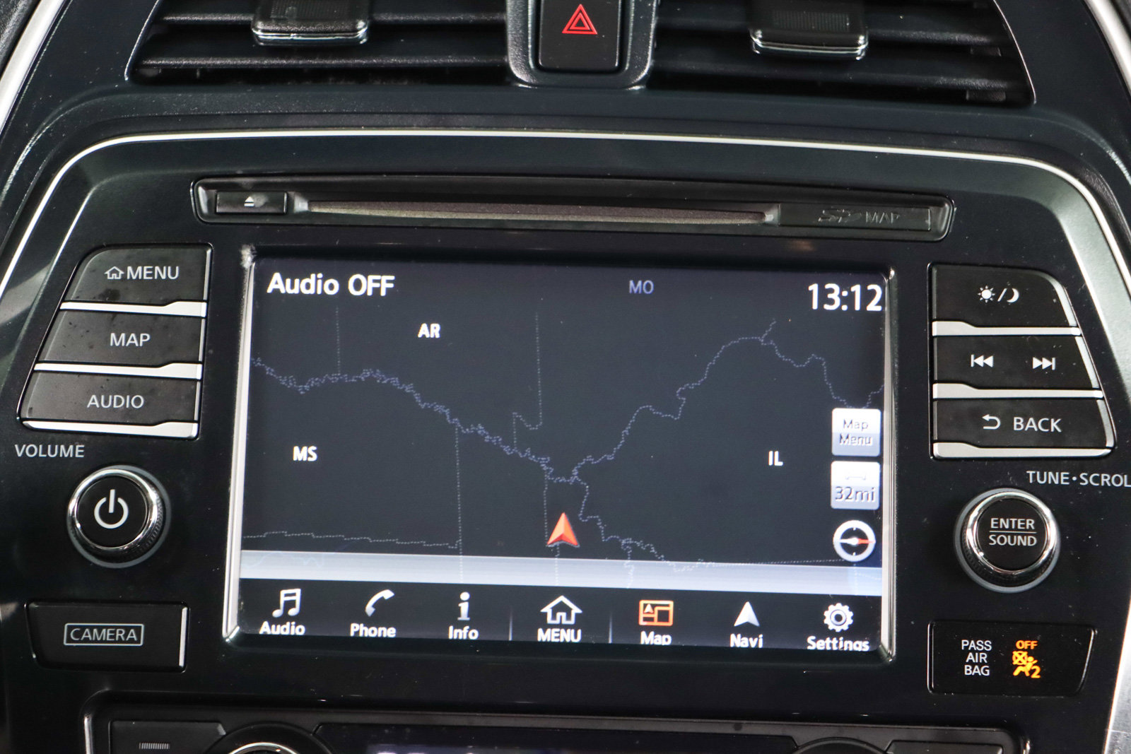 Used 2017 Nissan Maxima SR w/ Midnight Edition image 18