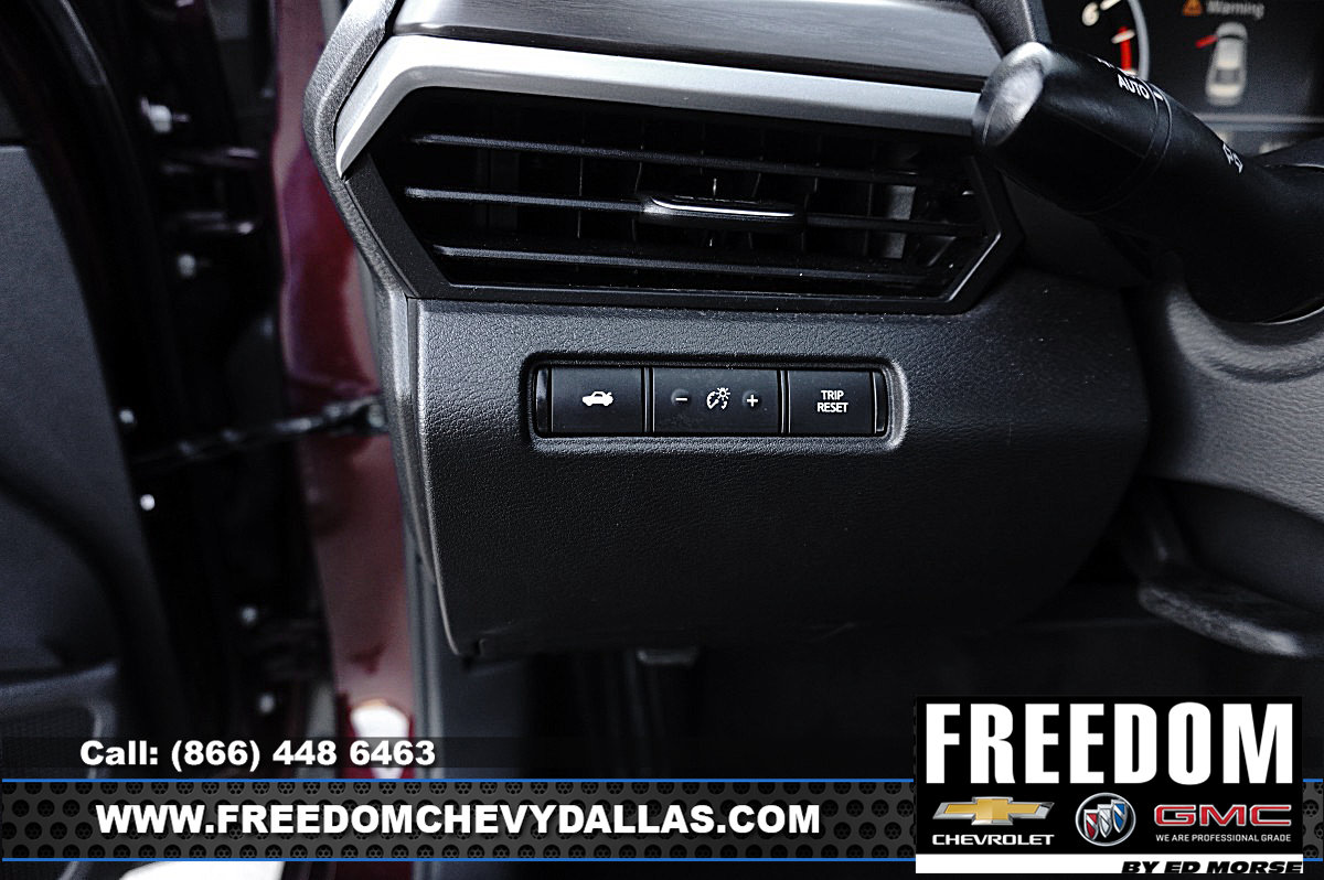 Used 2024 Nissan Altima 2.5 SV FWD image 19