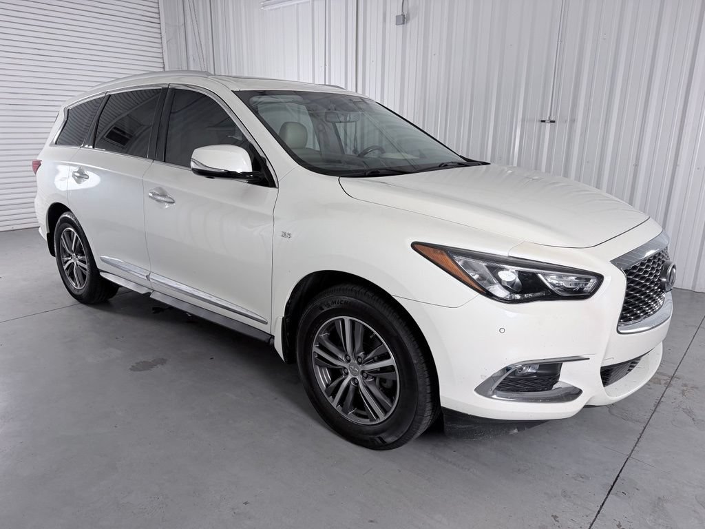 Used 2017 INFINITI QX60 FWD w/ Premium Plus Package image 4