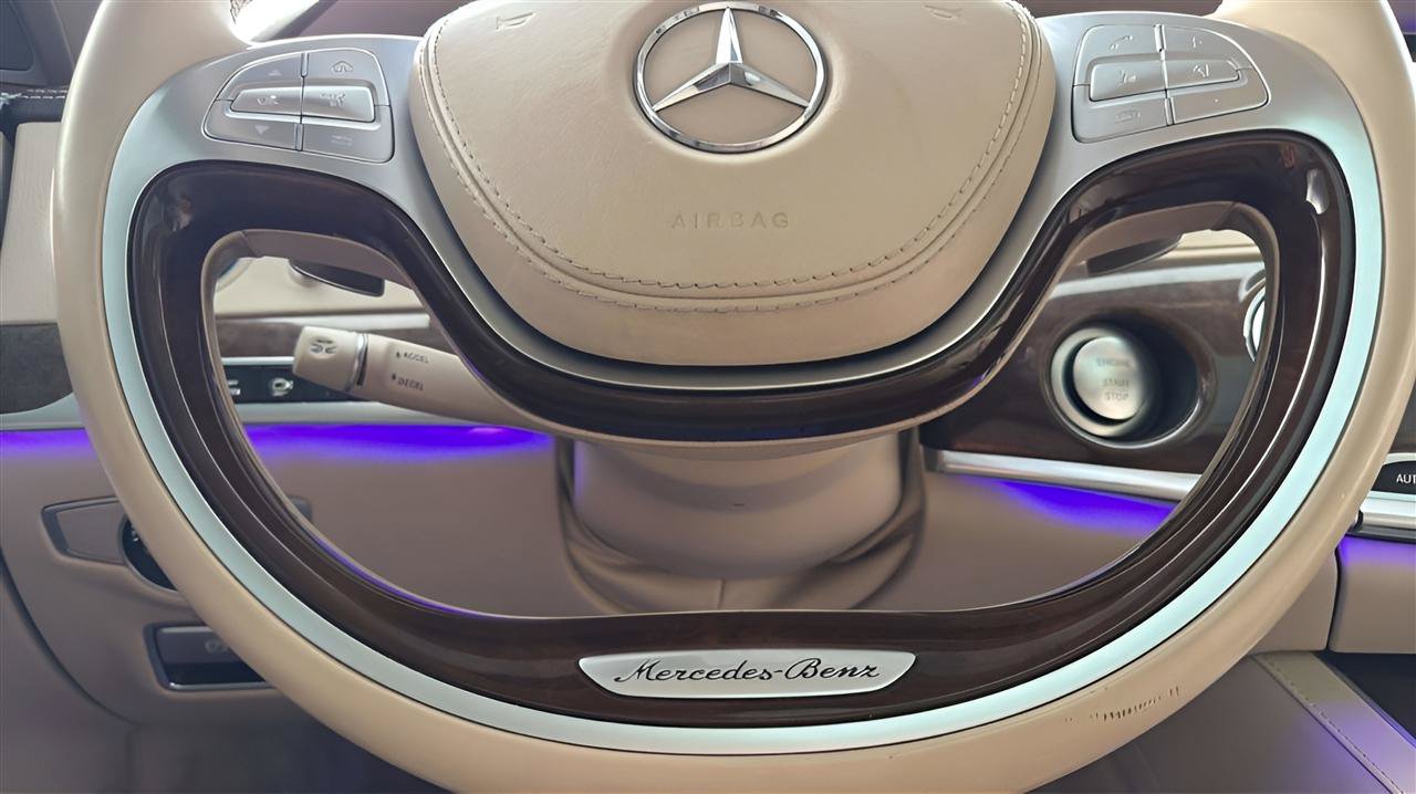 Used 2017 Mercedes-Benz S 550 Sedan image 32