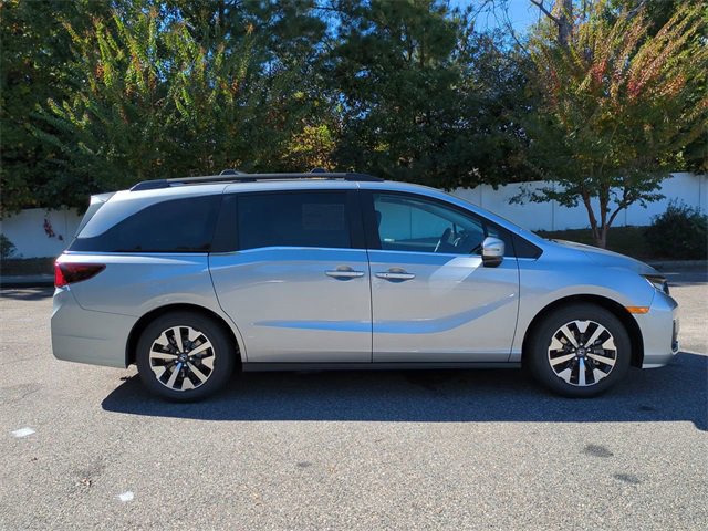 New 2026 Honda Odyssey EX-L image 3