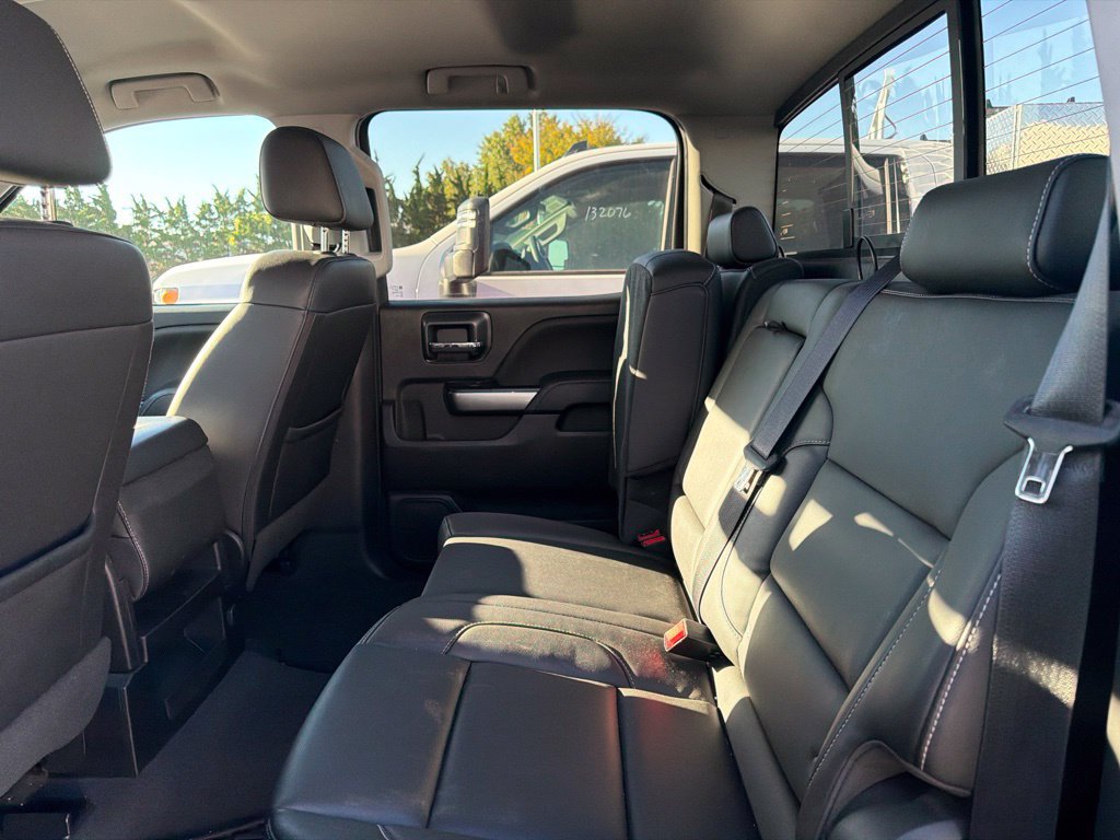Used 2018 Chevrolet Silverado 1500 LT w/ Texas Edition AWD/4WD image 7