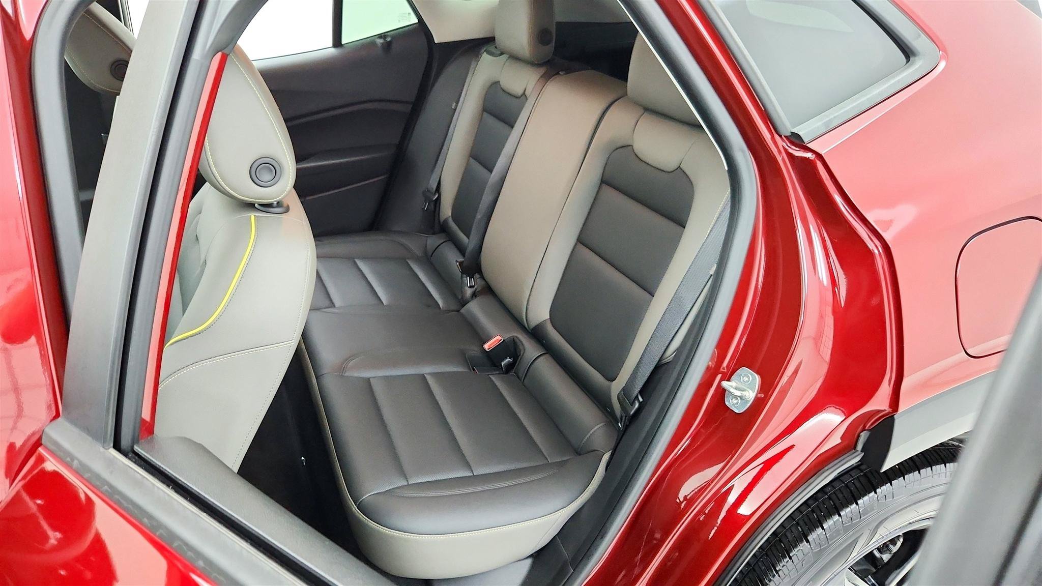 Used 2024 Chevrolet Trax ACTIV w/ Driver Confidence Package FWD image 22
