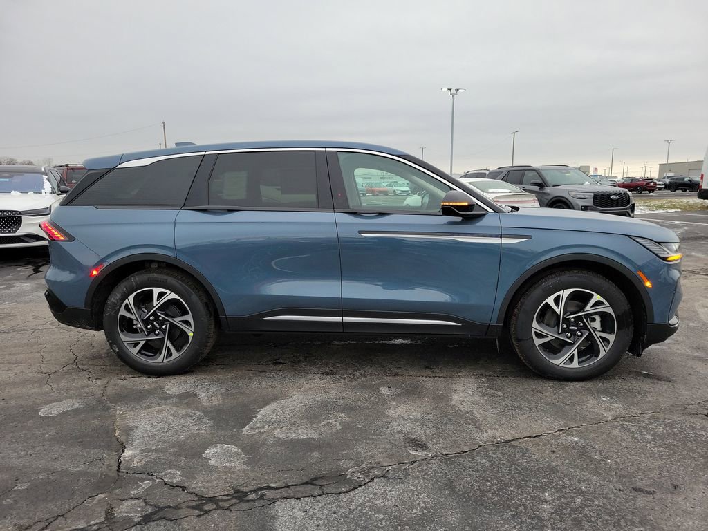 New 2026 Lincoln Nautilus Premier w/ Equipment Group 102A image 3