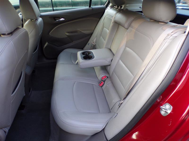 Used 2017 Chevrolet Cruze LT FWD image 19
