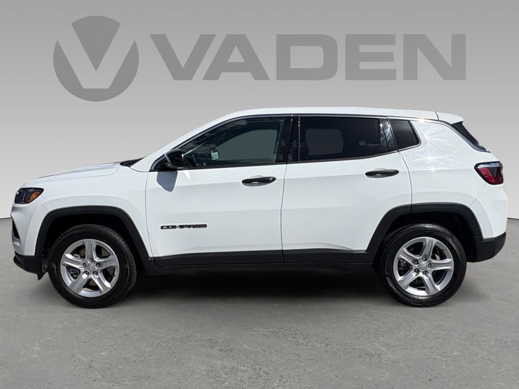 Certified 2023 Jeep Compass Sport image 7