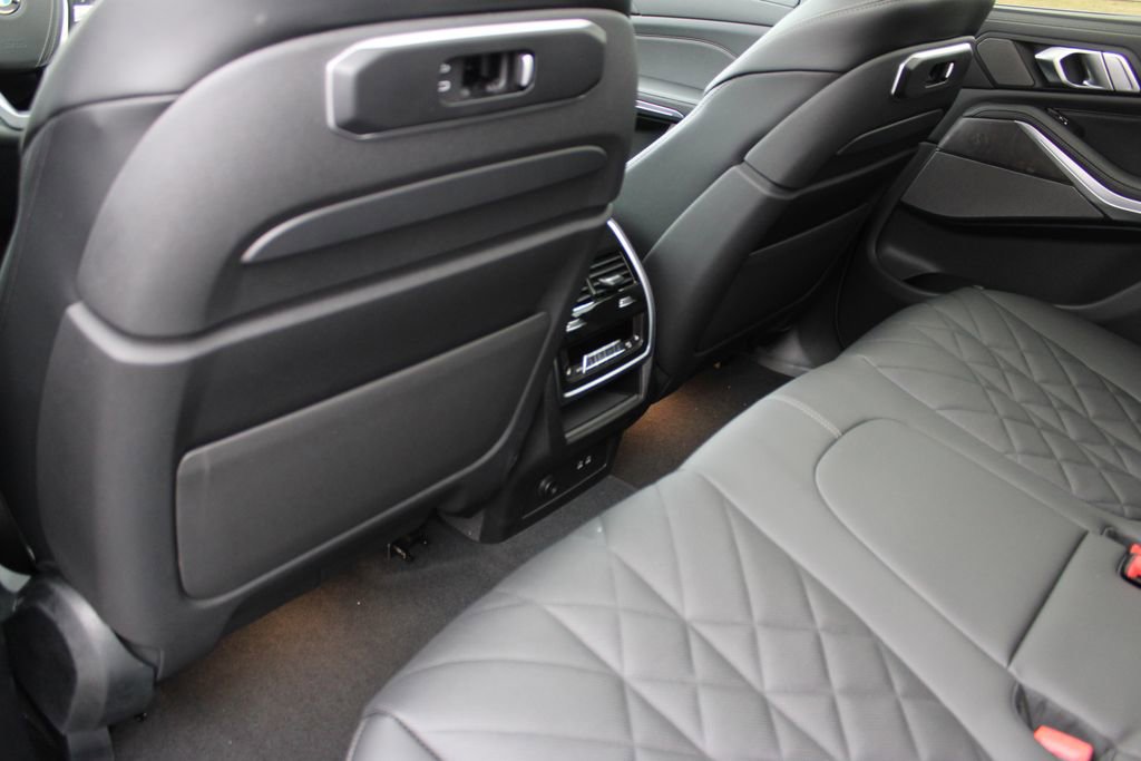 New 2026 BMW X5 xDrive40i w/ Executive Package image 47