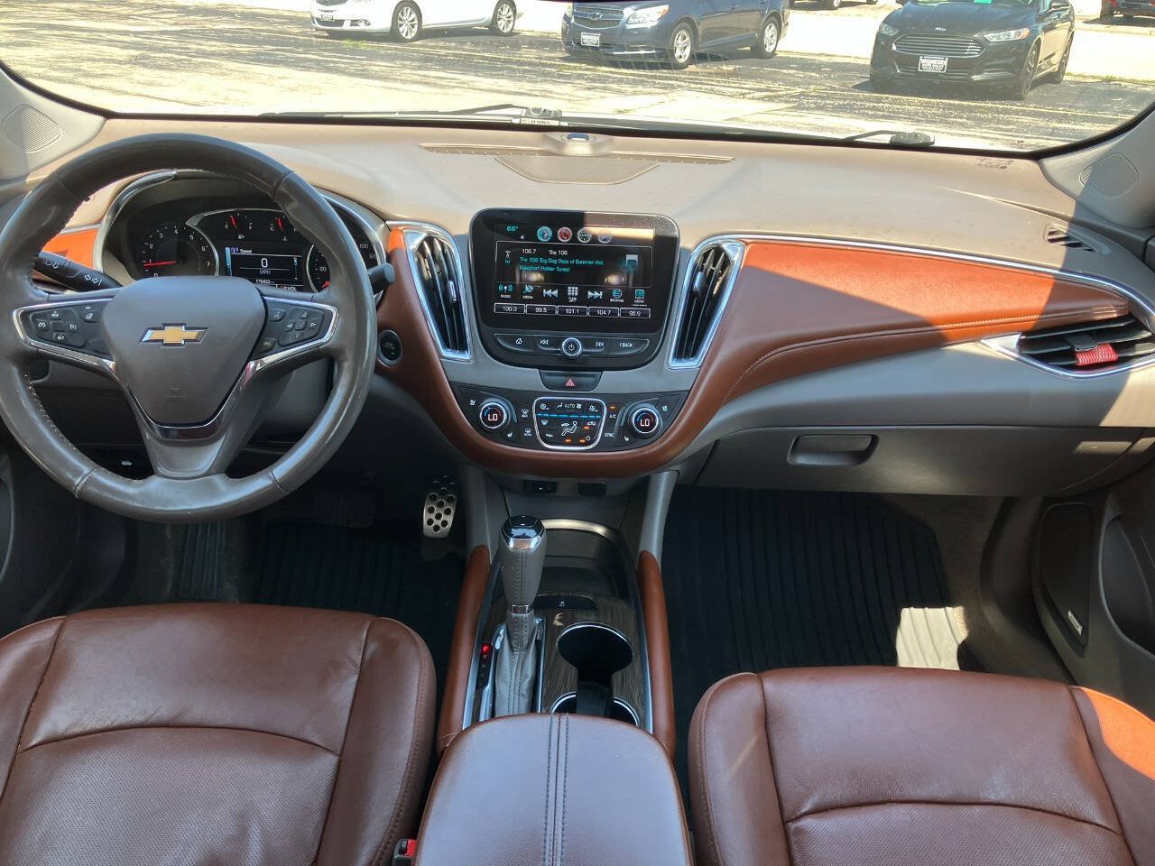 Used 2016 Chevrolet Malibu Premier FWD image 17