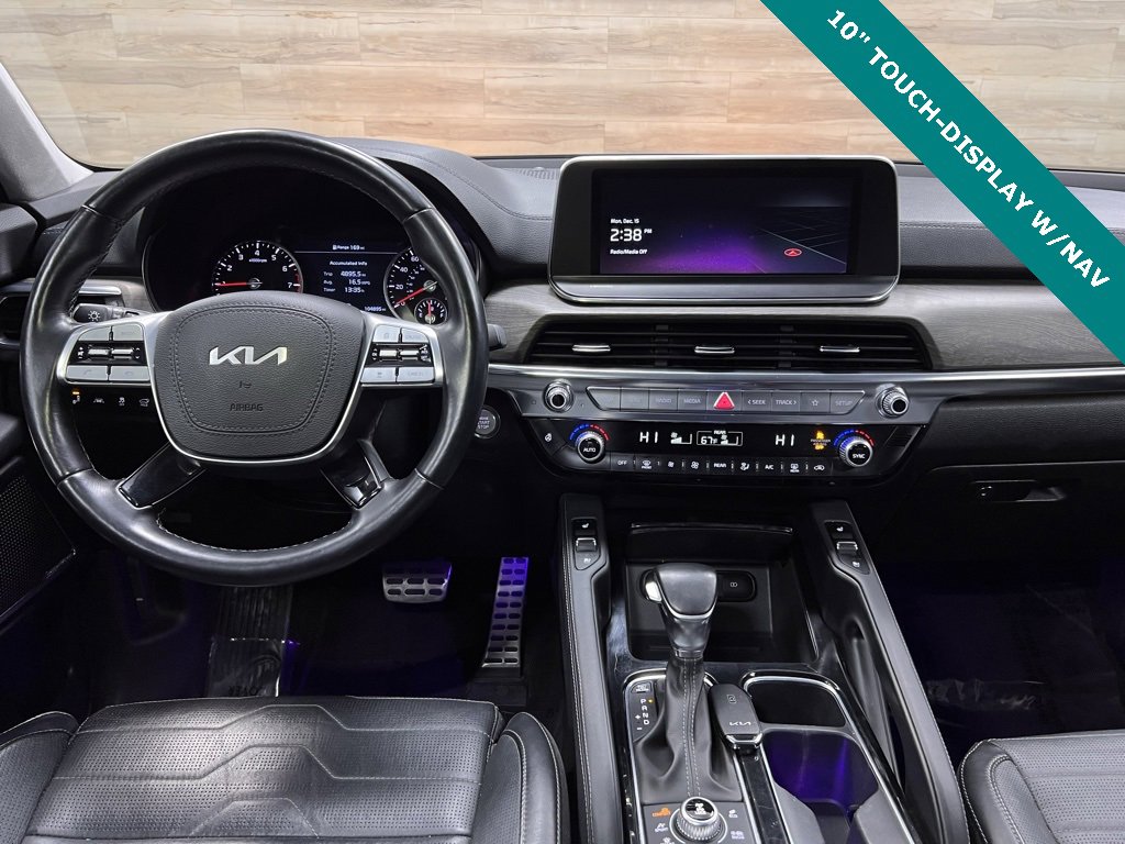 Used 2022 Kia Telluride SX w/ SX Prestige Package image 2