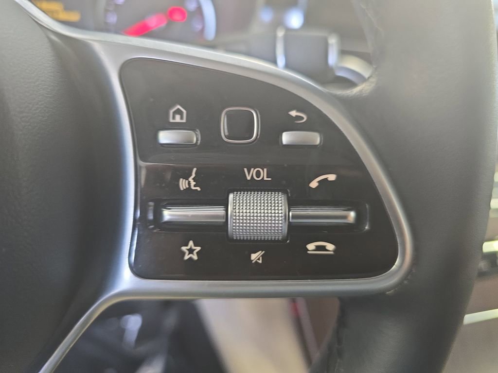 Certified 2022 Mercedes-Benz GLC 300 image 20