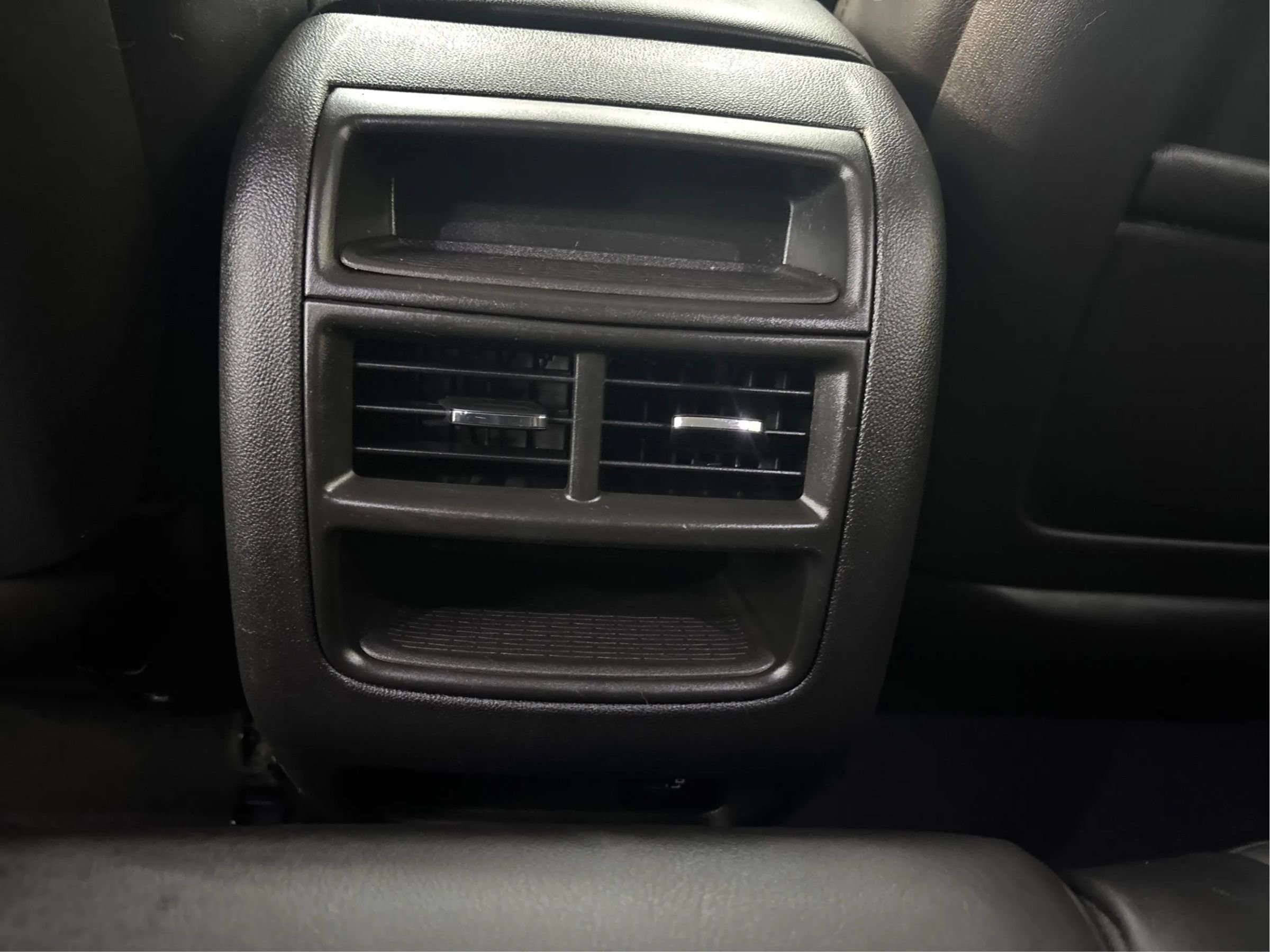 Used 2017 Cadillac XT5 Premium Luxury image 29