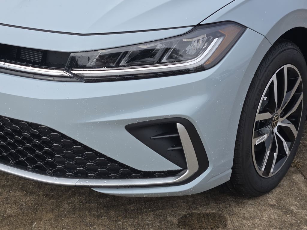 New 2026 Volkswagen Jetta SE image 6