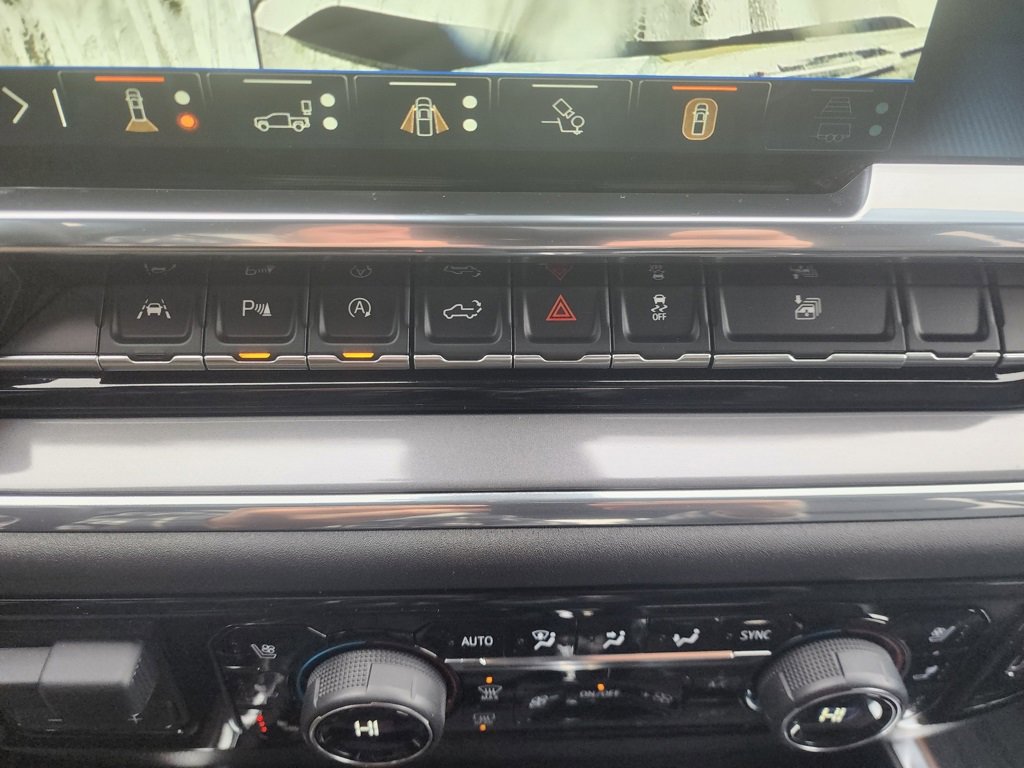 Certified 2024 Chevrolet Silverado 1500 High Country w/ High Country Premium Package image 42