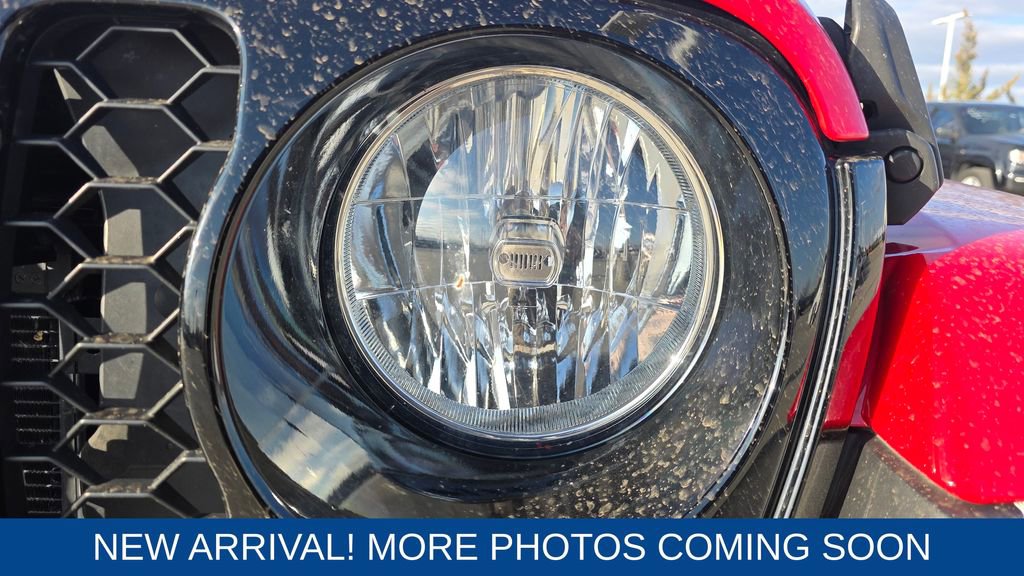 Used 2021 Jeep Gladiator Willys image 9
